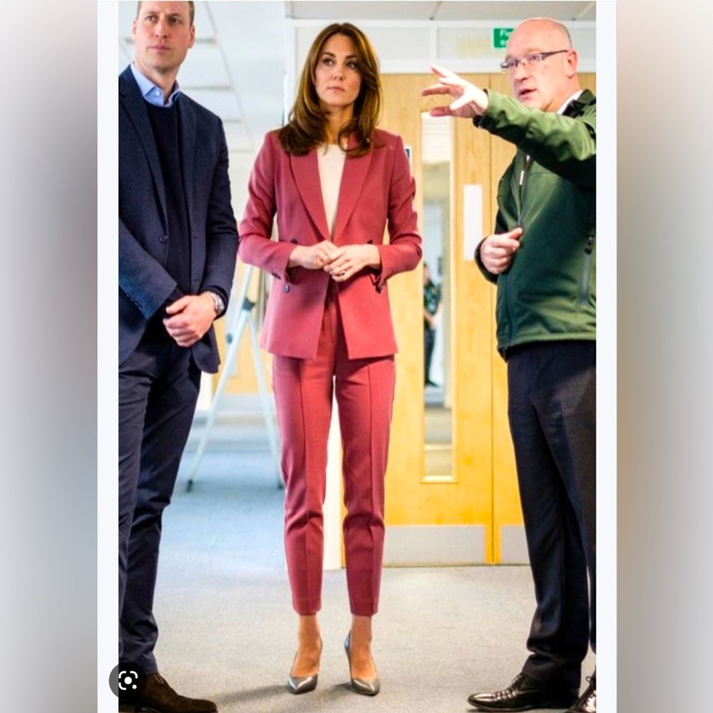 NWT Kate Middleton’s Marks & Spencer’s Autograph pants. US size 4